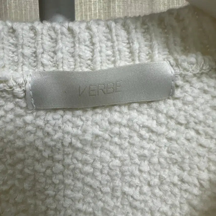 [SOLD OUT] 베르브 니트 가디건