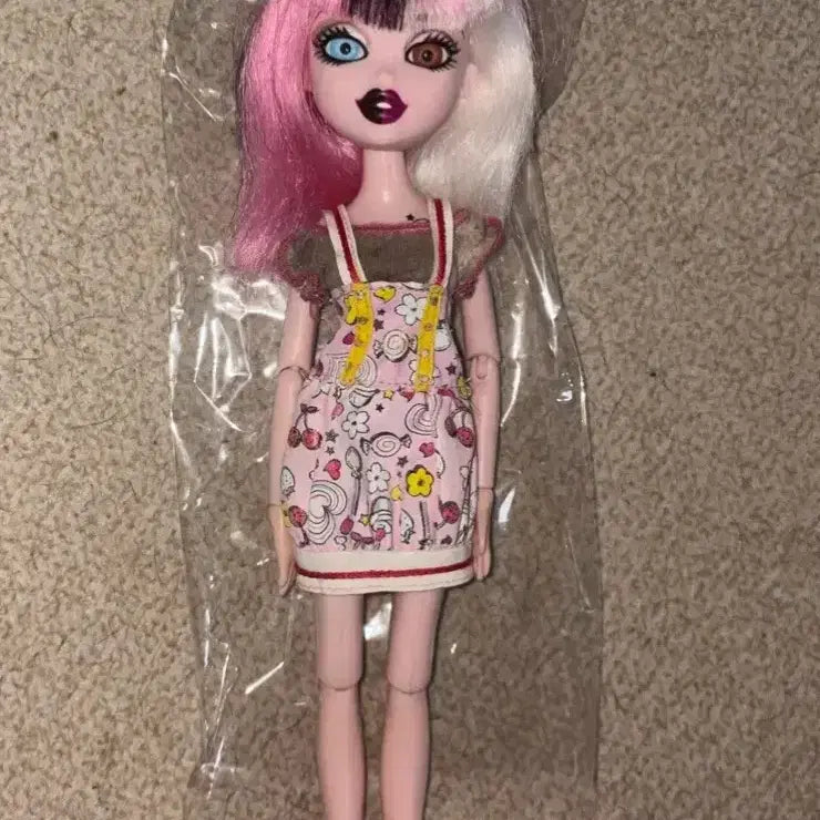 [SOLD OUT] 브랏질라츠 (Bratzillaz) 인형 몬하돌 브랏츠