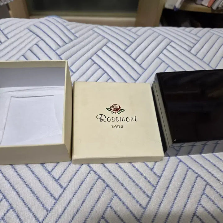 [SOLD OUT] 로즈몽 여성용 시계 풀박스 팝니다