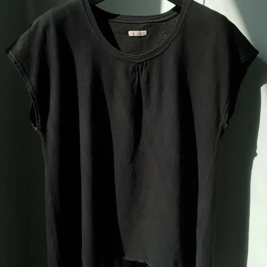 [SOLD OUT] KAPITAL French Sleeve Paneling Top