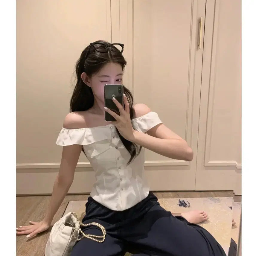 [SOLD OUT] 제니오 셸리 프릴 블라우스 화이트 m