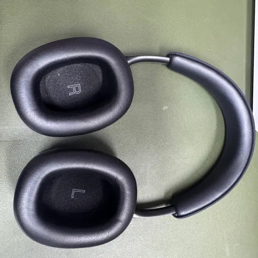 [SOLD OUT] Bowers &amp; Wilkins 바워스앤윌킨스 Px7 S2 헤드셋 판매