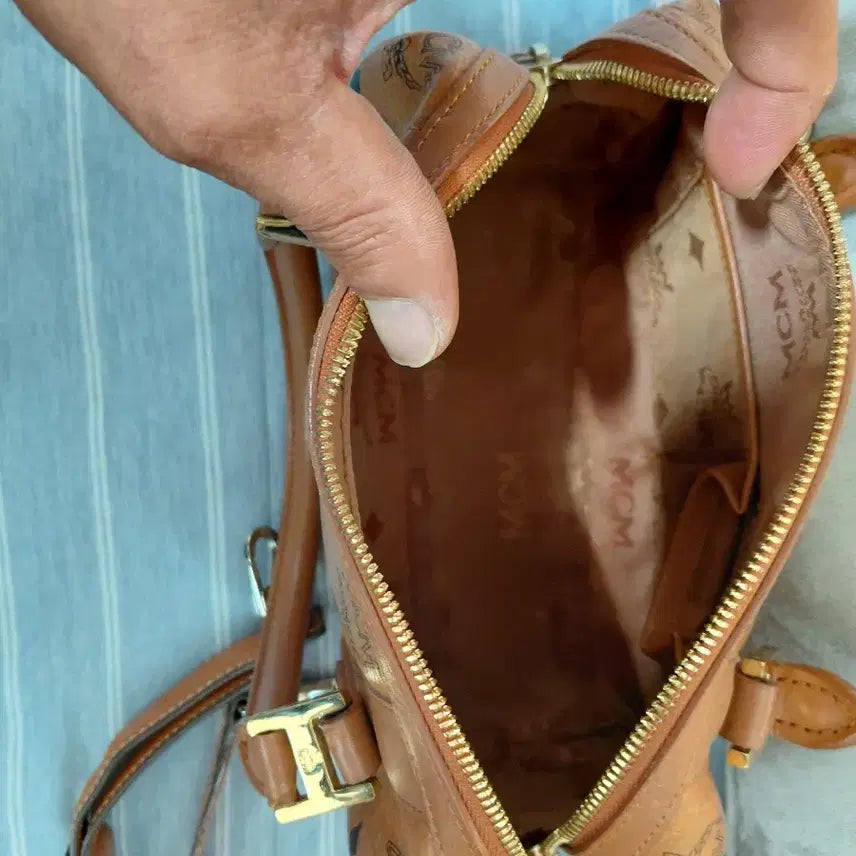 [SOLD OUT] MCM 비세토스 숄더백 브라운