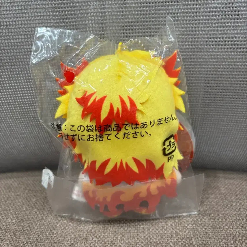 [SOLD OUT] 새상품) 일본 매장 귀멸의 칼날 렌고쿠 쿄쥬로 인형키링