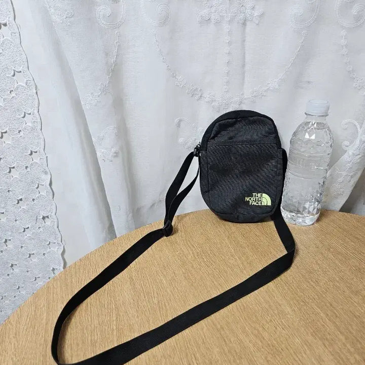[SOLD OUT] 노스페이스 미니크로스백 폰가방