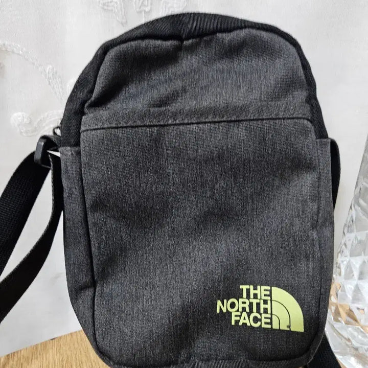[SOLD OUT] 노스페이스 미니크로스백 폰가방