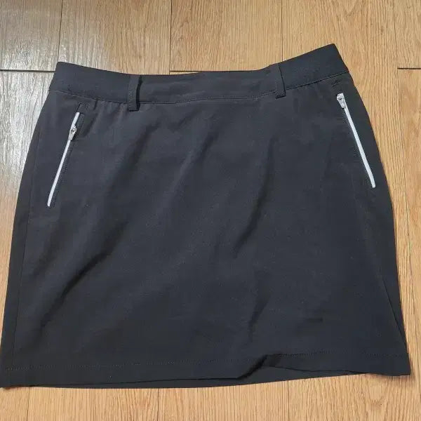 [SOLD OUT] 루이까스텔/골프치마/골프스커트/정품/상태A