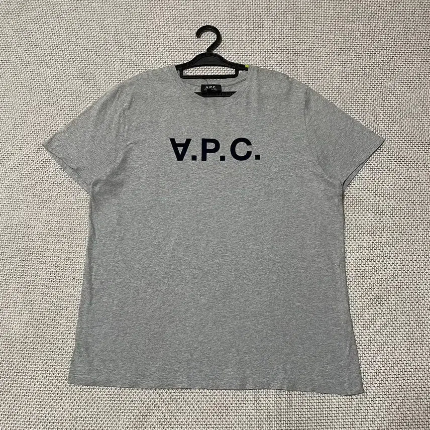 [SOLD OUT] 2XL 아페쎄 A.P.C 라운드 반팔티 B.8261