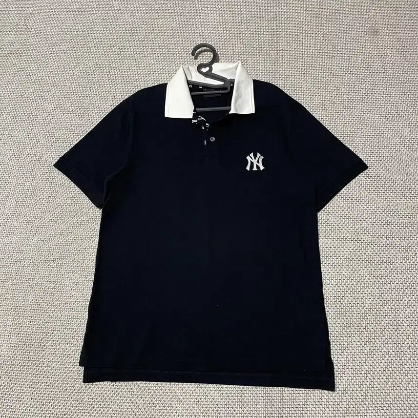 [SOLD OUT] L MLB 뉴욕양키즈 반팔 카라티셔츠 B.8300