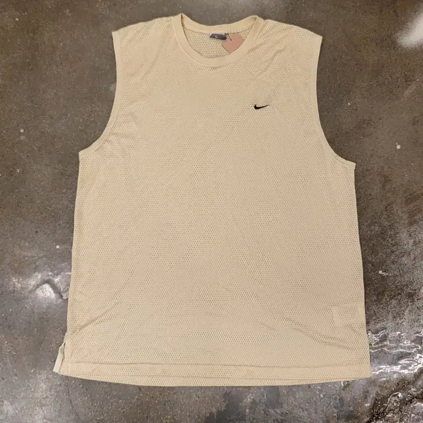 [SOLD OUT] 나이키 베이지 민소매