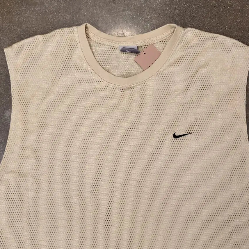 [SOLD OUT] 나이키 베이지 민소매