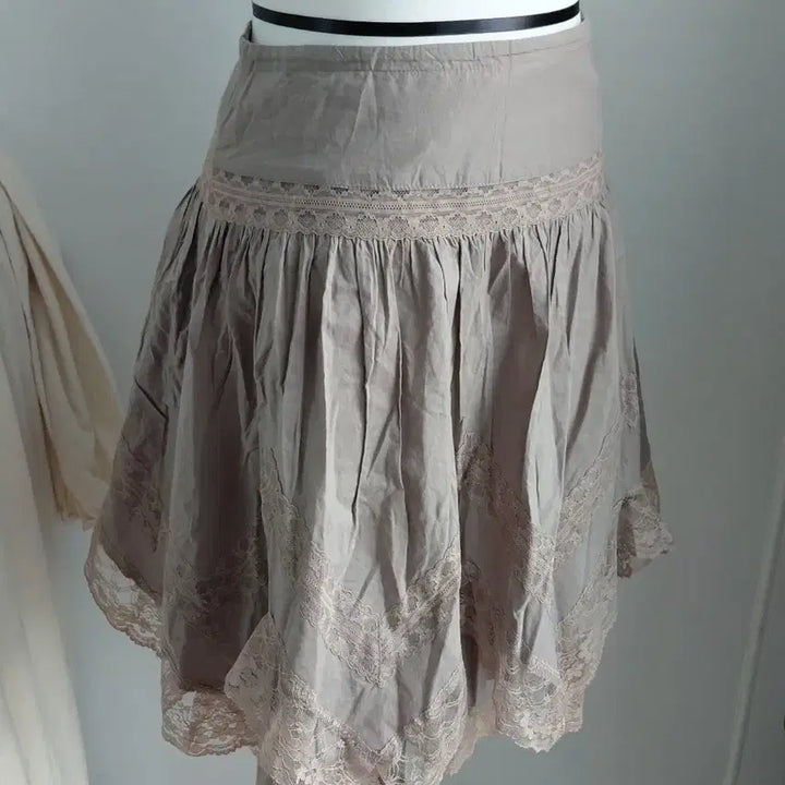 [SOLD OUT] [빈티지] 플레어 스커트 레이스 장식 베이지 55