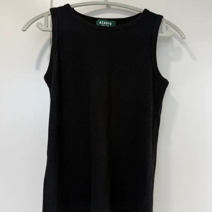 [SOLD OUT] [새상품] 머슬핏티셔츠 머슬핏나시 헬스나시 헬창티 나시