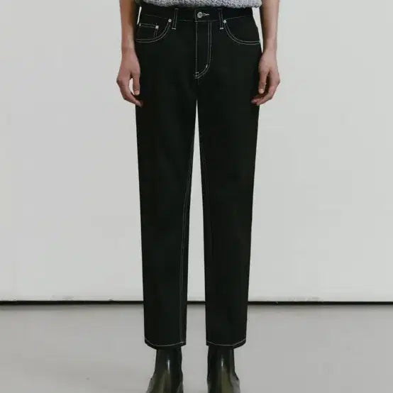 [SOLD OUT] 새상품 데님팬츠
