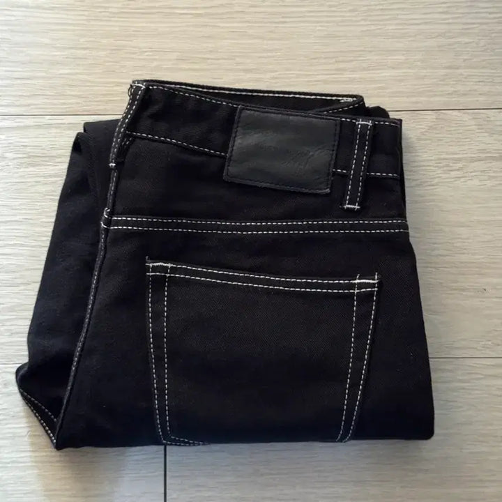 [SOLD OUT] 새상품 데님팬츠