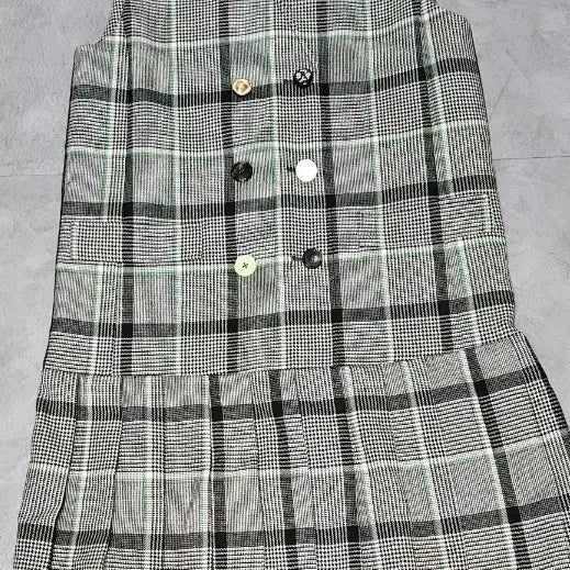 [SOLD OUT] SJYP 체크 민소매  원피스S