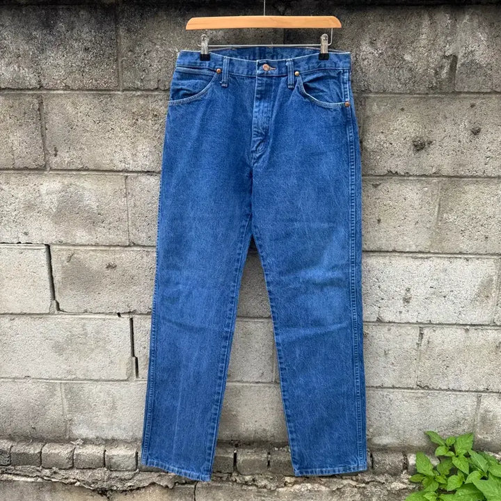 [SOLD OUT] 00s 랭글러 빈티지 13mwzpw 카우보이컷 데님 팬츠 33