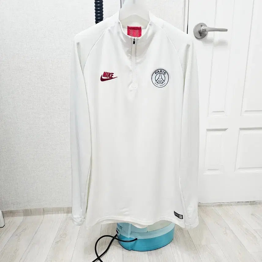 [SOLD OUT] (100)초대장급 나이키[PSG]파리생제르망[화이트]스트라이크 드릴탑