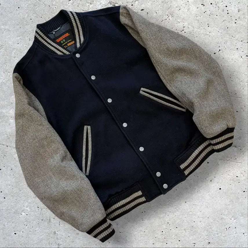 [SOLD OUT] [L] 맥그리거 울 바시티 야구 점퍼 네이비/그레이