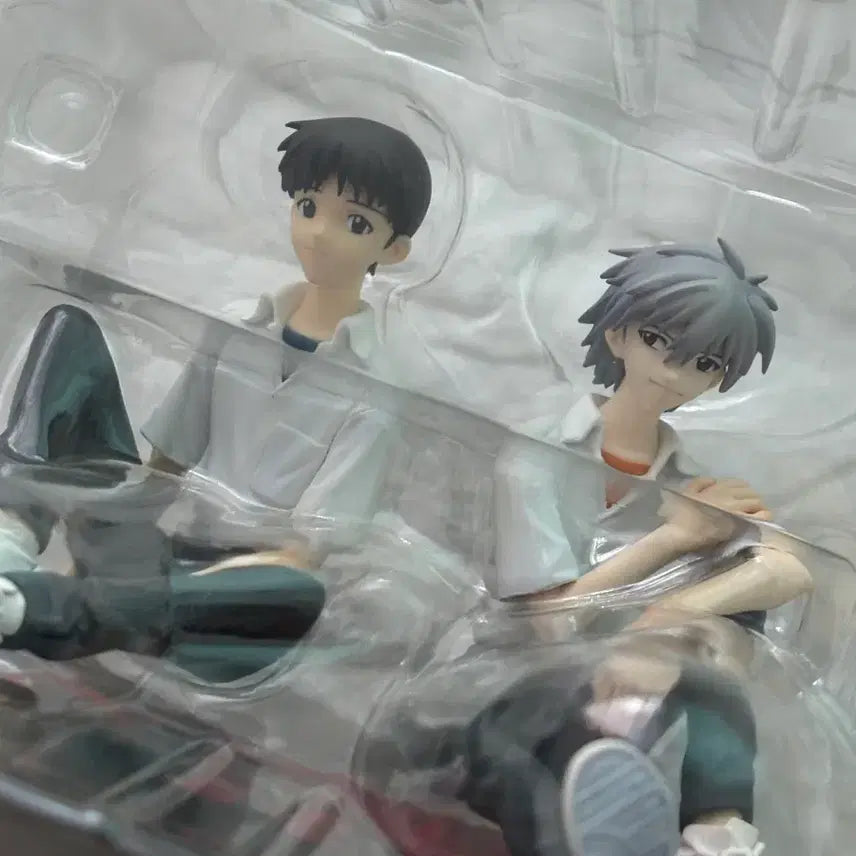 [BUNJANG] Kotobukiya Evangelion Shinji &amp; Kaworu School Uniform Ver. Figure / 에반게리온 신지 카오루 코토부키야 피규어 교복 ver. 판매