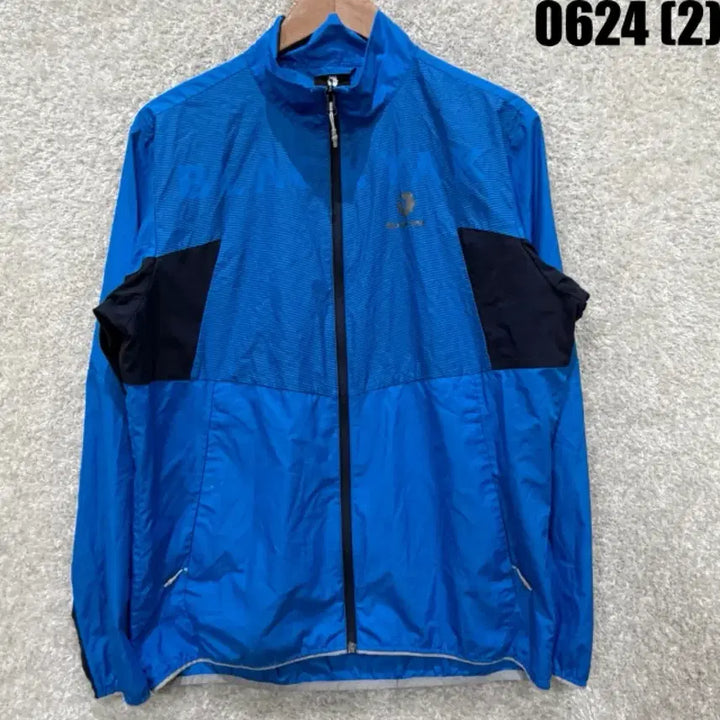 [SOLD OUT] 블랙야크 바람막이 블루 L