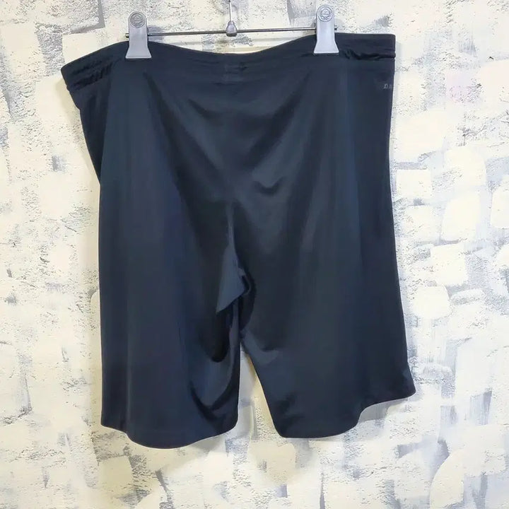 [SOLD OUT] 조던 드라이핏 점프맨 반바지 네이비 레드 M