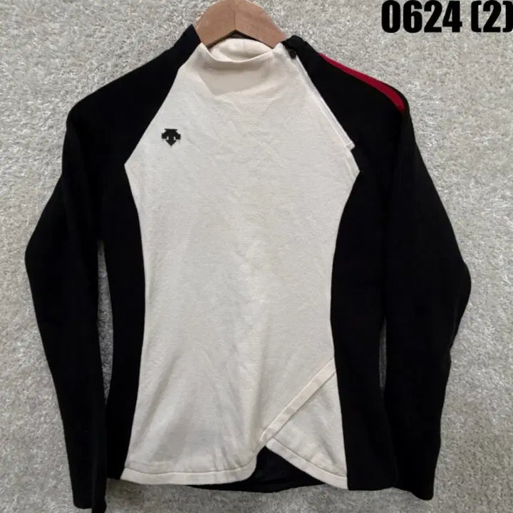 [SOLD OUT] 데상트 스포츠 의류 긴팔 xs