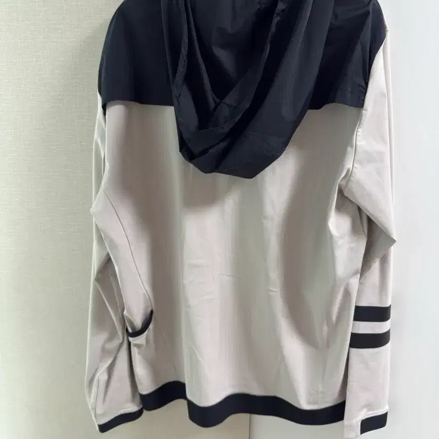 [SOLD OUT] 풋조이 하프집업