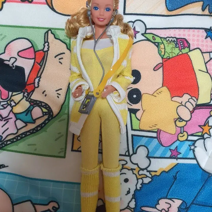 [BUNJANG] Barbie Doll Yellow Sportswear Set with Accessories / 바비인형 옐로우 운동복 세트
