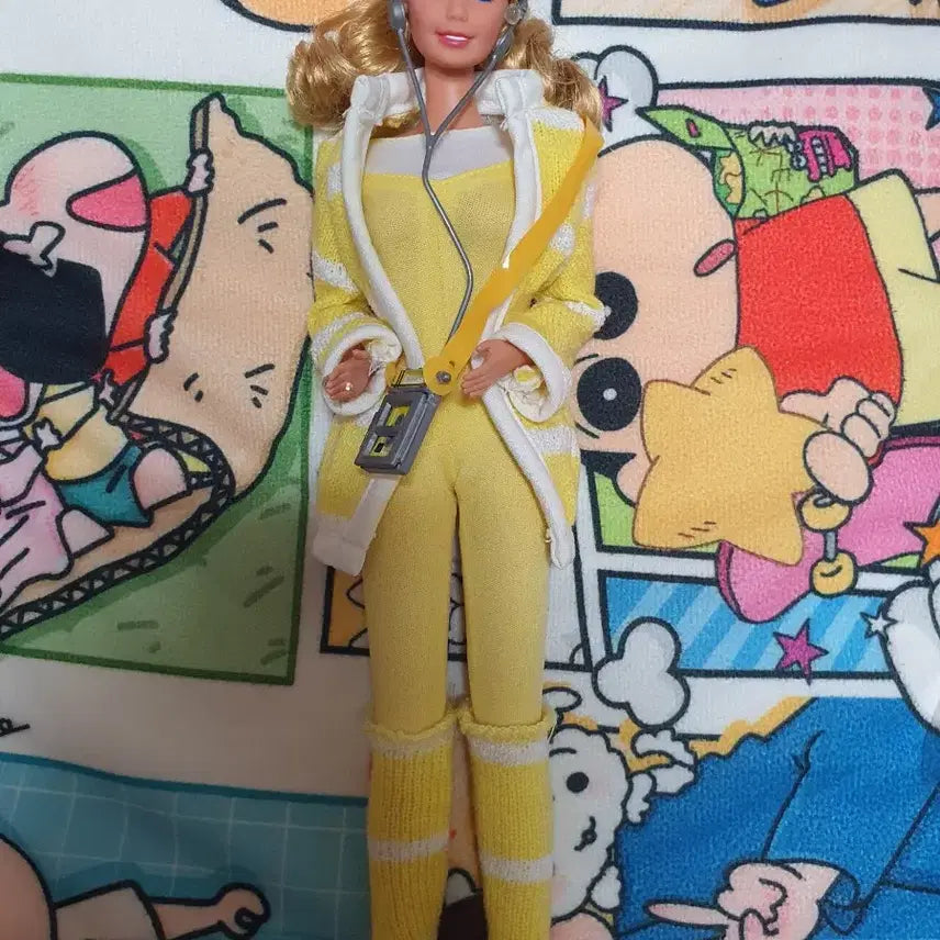 [BUNJANG] Barbie Doll Yellow Sportswear Set with Accessories / 바비인형 옐로우 운동복 세트