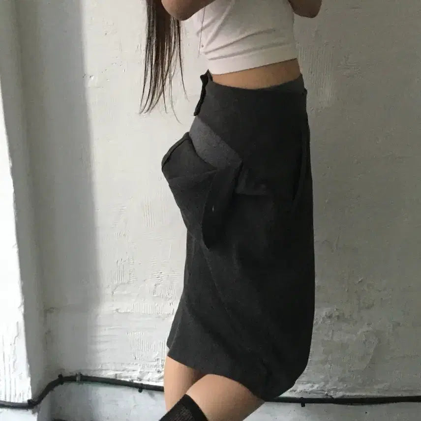 [BUNJANG] Vivienne Westwood Charcoal Cut-Out Midi Skirt / Vivienne Westwood 비비안웨스트우드 차콜 컷아웃 미디 스커트