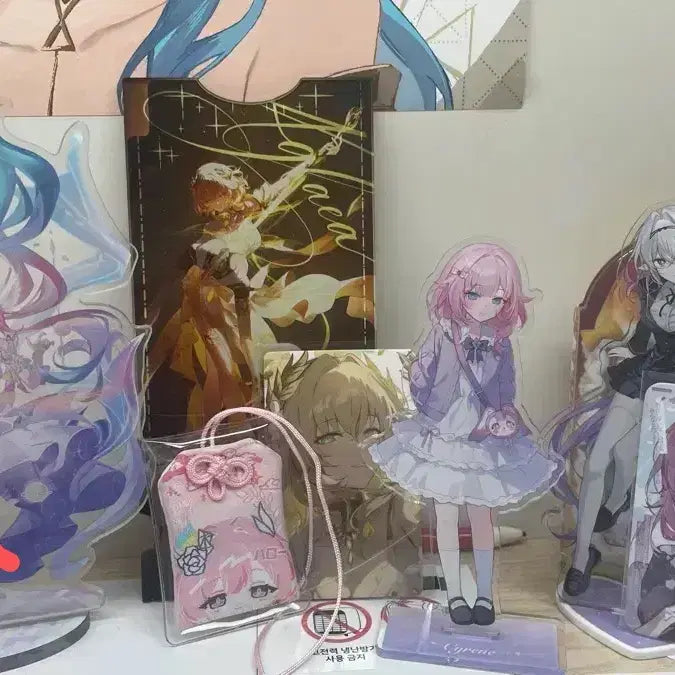 [BUNJANG] Honkai: Star Rail Acrylic Standees, Photocards, and Omamori Set / 붕괴 스타레일 굿즈