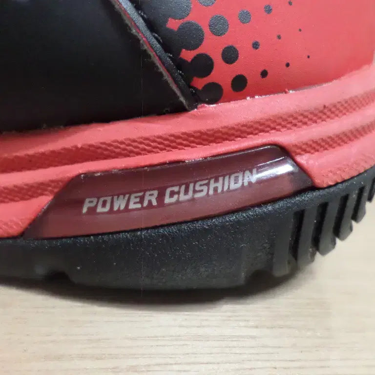 [BUNJANG] Yonex Power Cushion Badminton Shoes (Size 260) / 휘리릭구제 260 요넥스 파워쿠션 배드민턴화 260624
