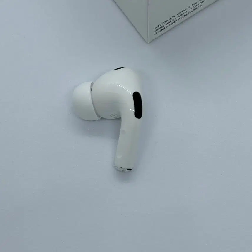 [BUNJANG] Apple AirPods Pro 2nd Generation Left Unit 8-Pin Lightning Version / 택포)에어팟 프로 2세대 왼쪽 SS급 8핀버전