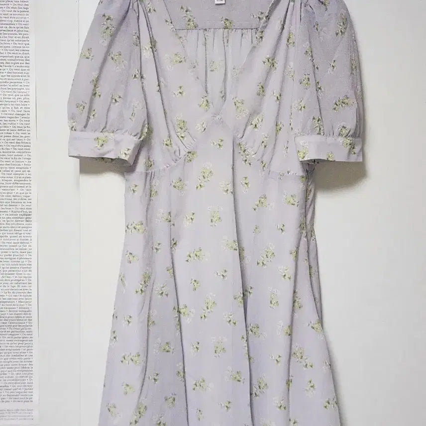 [BUNJANG] Topshop Floral Puff Sleeve Mini Dress / 탑샵 플로럴 패턴 퍼프 소매 미니 원피스 연보라색