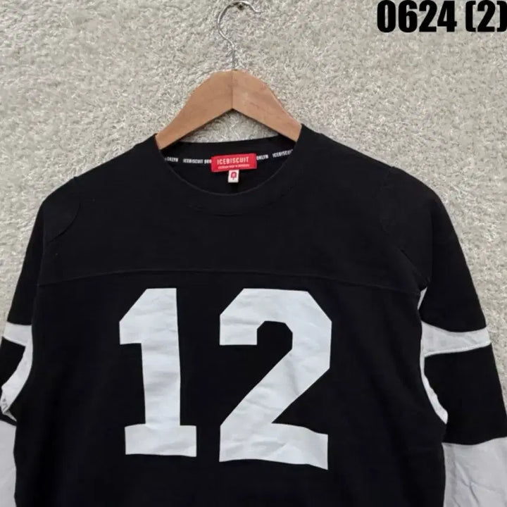 [BUNJANG] Ice Biscuit Printing Long Sleeve Black Kids Size 155 / 아이스 비스킷 12번 프린팅 롱슬리브 블랙 아동 155