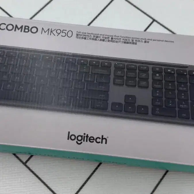 [BUNJANG] Logitech MK950 Combo Keyboard Mouse Set / 로지텍 MK950 콤보 키보드 마우스 세트