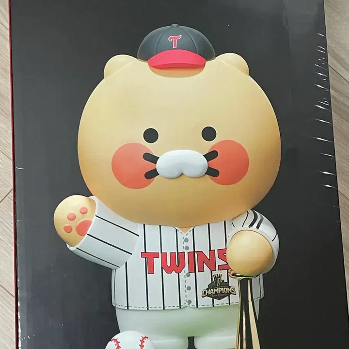 [BUNJANG] Kakao Friends 2025 LG Twins Championship Large Figure / 카카오프렌즈 2025 LG트윈스 우승기념 대형피규어