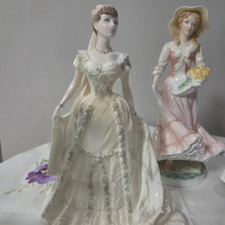 [BUNJANG] Royal Doulton Figurines Collection / 로얄덜튼 피겨린등등