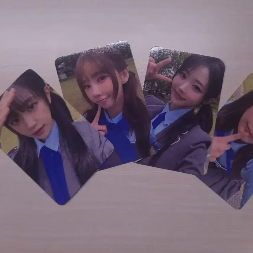 [BUNJANG] QWER Signed Photocard Fan, Poster Set / qwer 싸인포토카드 부채 포스터