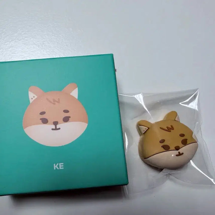 [BUNJANG] DAY6 Merry K-Mas Cable Holder / 데이식스 쁘멀 케이블홀더-케