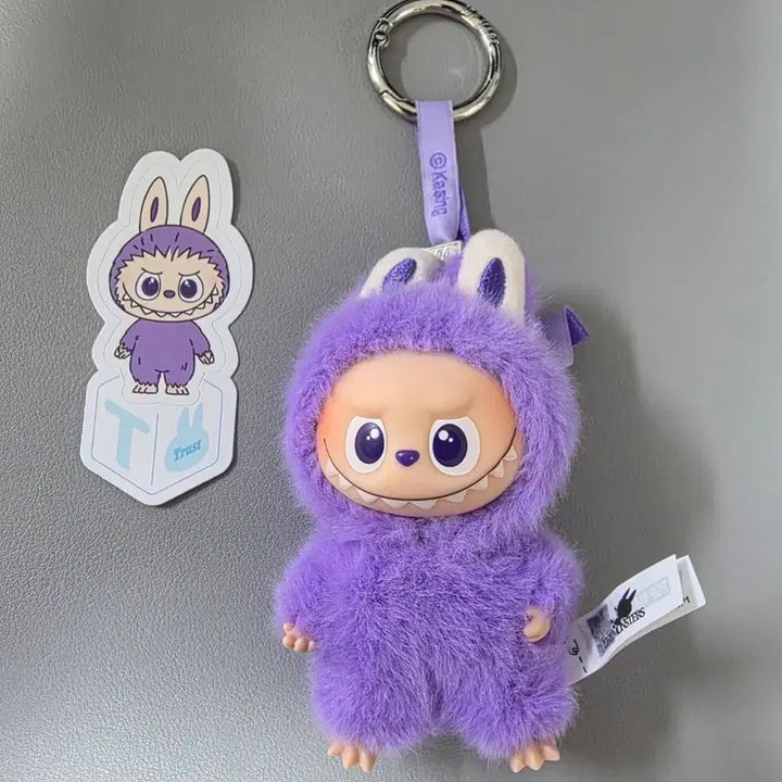 [BUNJANG] Labubu Mini Keychain Pin For Love - T (Opened) / [팝마트 정품 개봉] 라부부 미니 키링 Pin For Love - T