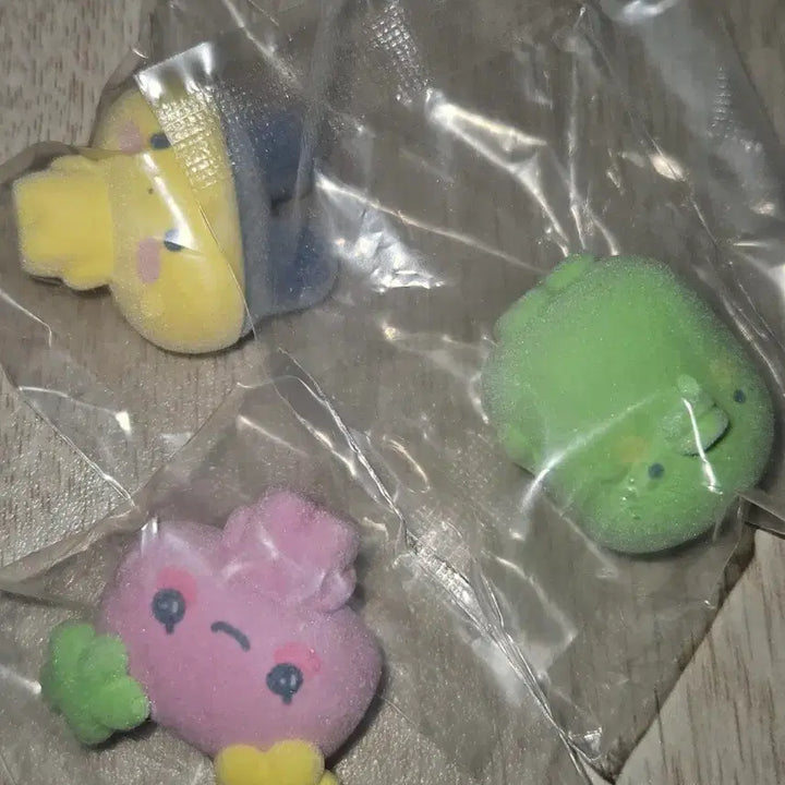 [BUNJANG] Tamagotchi Furby Gachapon Mamechi Flowerchi Suzumechi Gutchipatchi Bundle Set / (일괄) 다마고치 플로키 가챠 마메치 플라워치 주댕치 구치파치