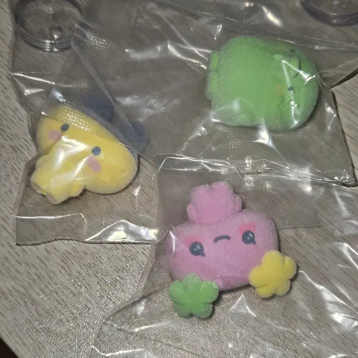 [BUNJANG] Tamagotchi Furby Gachapon Mamechi Flowerchi Suzumechi Gutchipatchi Bundle Set / (일괄) 다마고치 플로키 가챠 마메치 플라워치 주댕치 구치파치