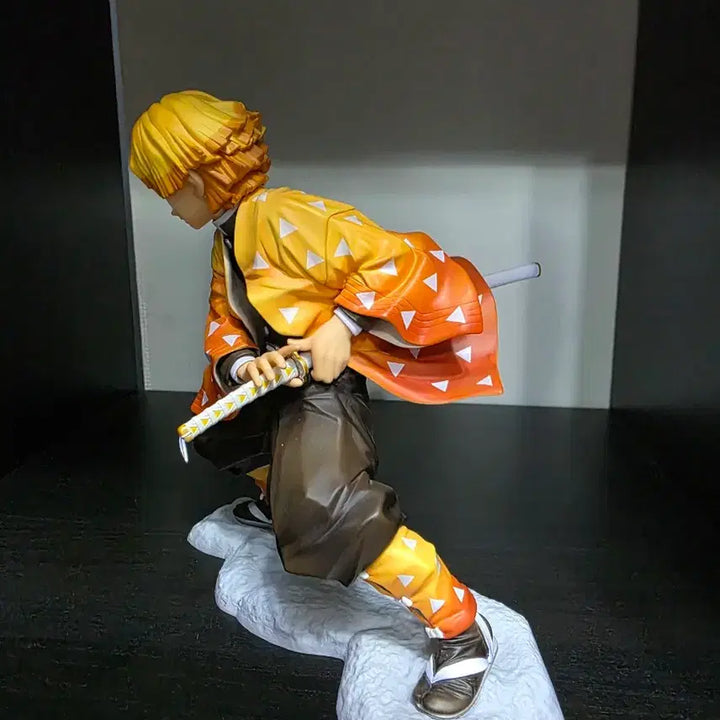 [BUNJANG] Kotobukiya ARTFX Zenitsu Agatsuma Figure / (송포 4)귀멸의 칼날 ARTFX 코토부키야 젠이츠 판매합니다