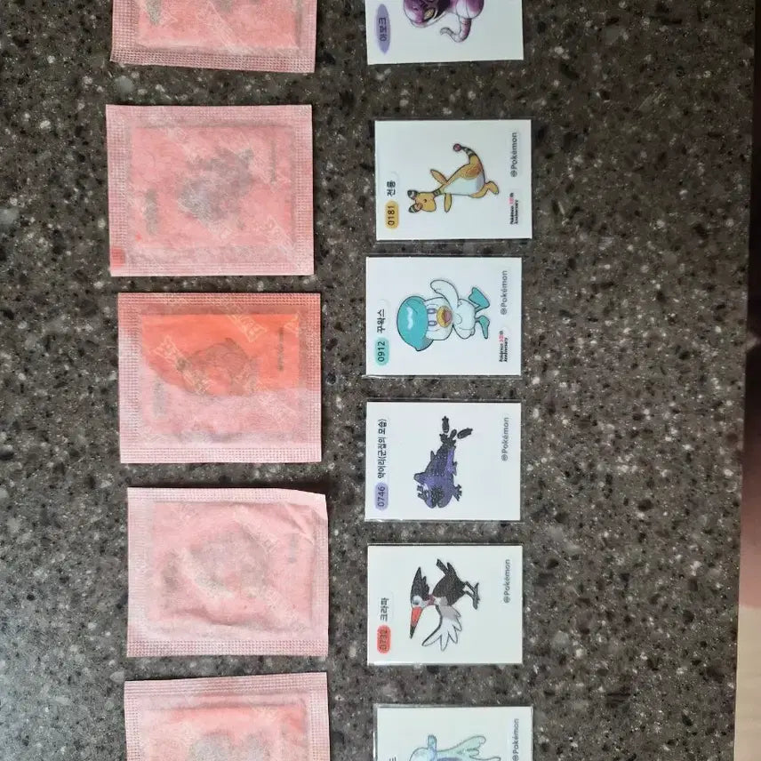 [BUNJANG] Pokemon 30th Anniversary Stickers / 30주년 포켓몬 띠부씰 교환합니다