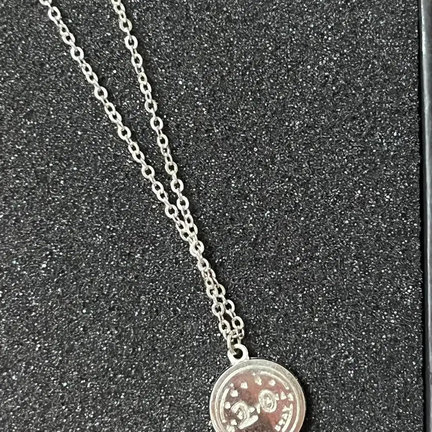 [BUNJANG] Stray Kids Hyunjin Necklace / 스트레이키즈 현진 목걸이