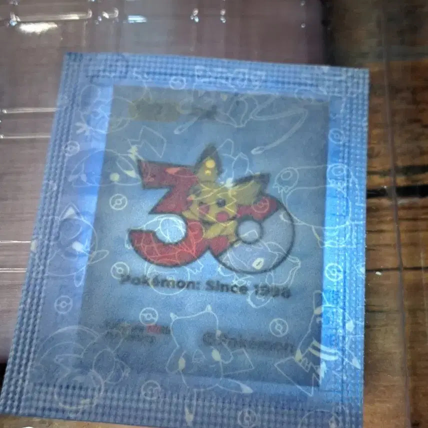 [BUNJANG] Pokemon 30th Anniversary Pikachu Logo Sticker (Sealed) / 포켓몬 30주년 0172 피츄 로고 미개봉 씰