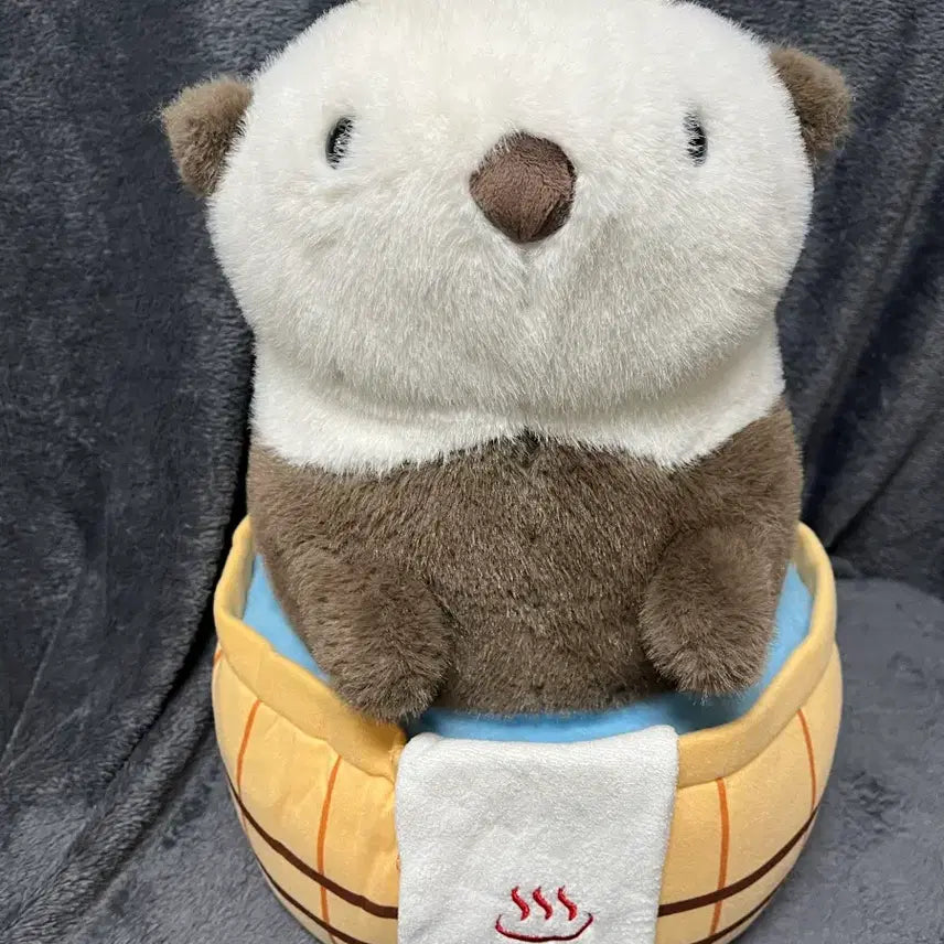 [BUNJANG] Large 40cm Rakko Rakko Chan Otter Plush (Onsen Version) / 대형40센치 락코락코짱 해달 대형인형(온천버전)