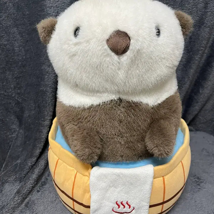 [BUNJANG] Large 40cm Rakko Rakko Chan Otter Plush (Onsen Version) / 대형40센치 락코락코짱 해달 대형인형(온천버전)